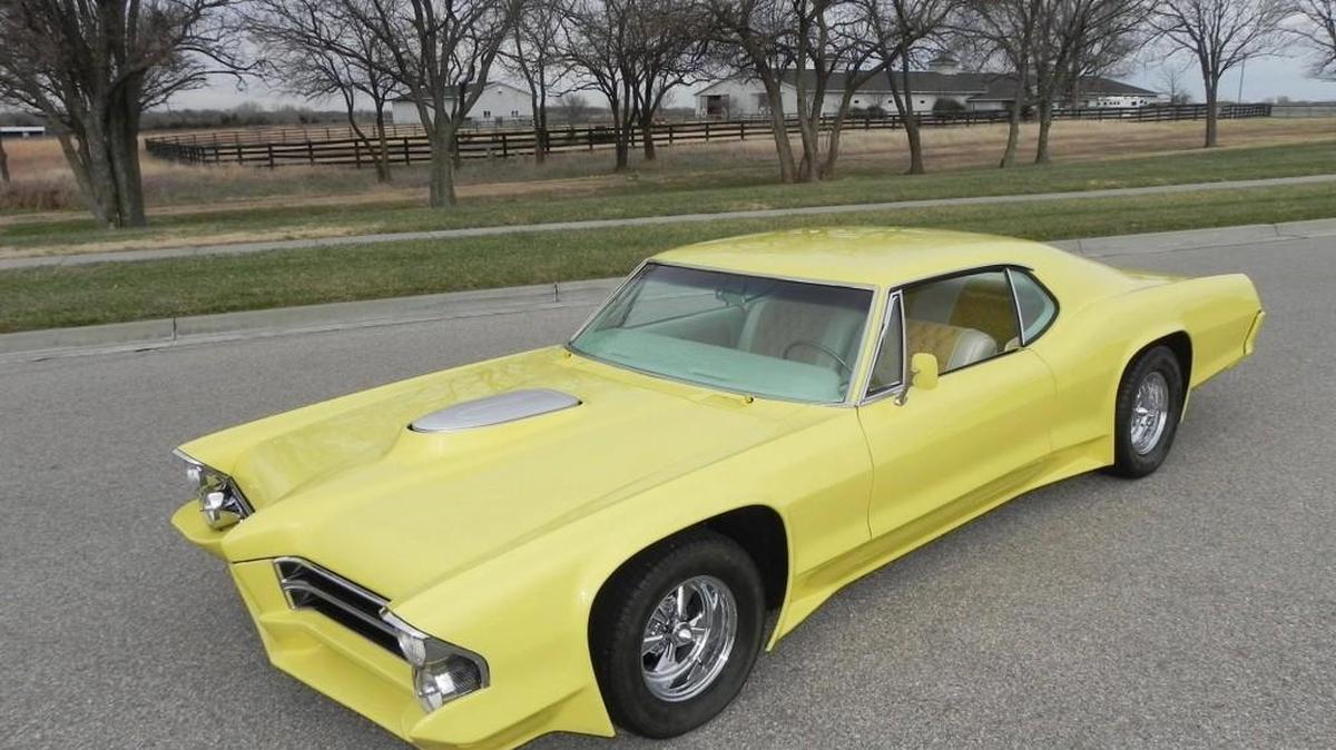 Larry Wolfe grew up admiring the work of Wichita customizer Dave Stuckey, dreaming that someday he might own something as cool as one of his creations. Today, he is entering the homestretch on restoring one of Stuckey’s most famous builds, this radically sectioned 1965 Pontiac Catalina he now calls “The Pharaoh.”