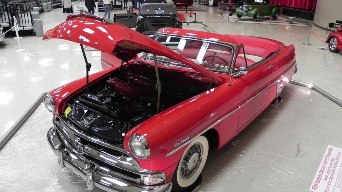 Bruce Ricks of Sapulpa, Okla., showed off his rare, beautifully restored 1954 Hudson convertible. This beauty is powered by the legendary Twin-H 6-cylinder engine and rolls down the road smartly on real wire wheels and the period-correct wide whitewall tires. A real head-turner.