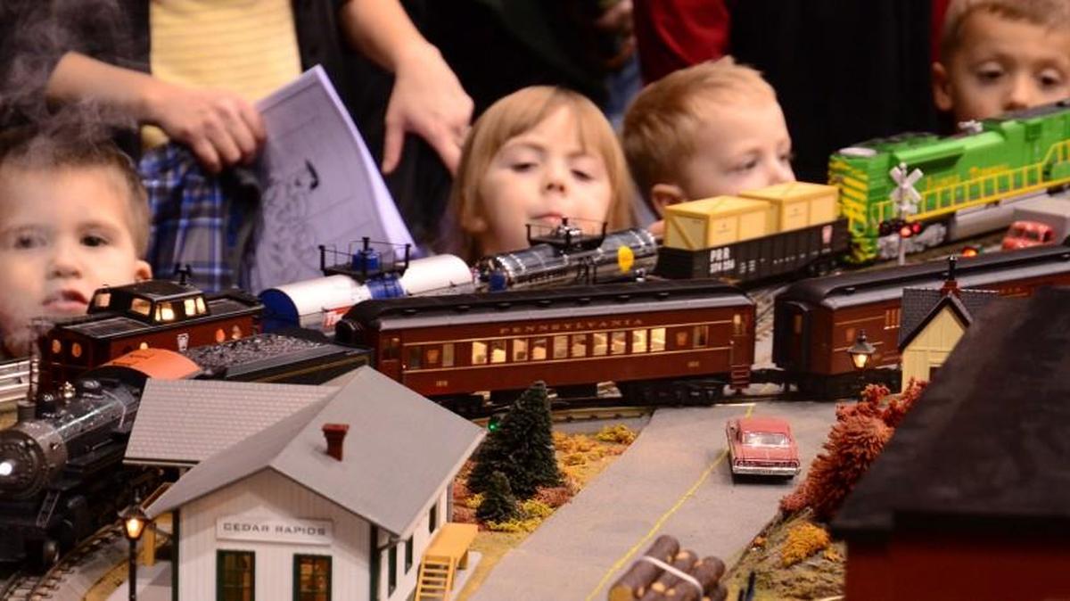 Train exhibits attract fans of all ages.