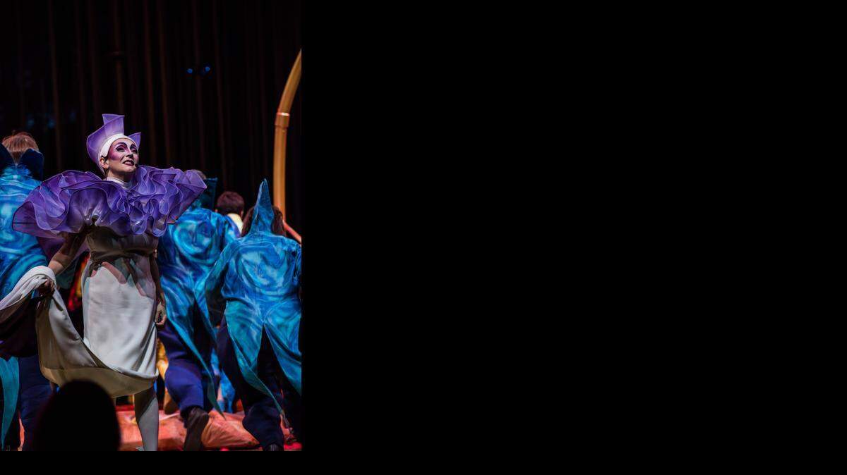 
Isabelle Dansereau-Corradi performs as the Muse in Cirque du Soleil’s “Varekai.”
