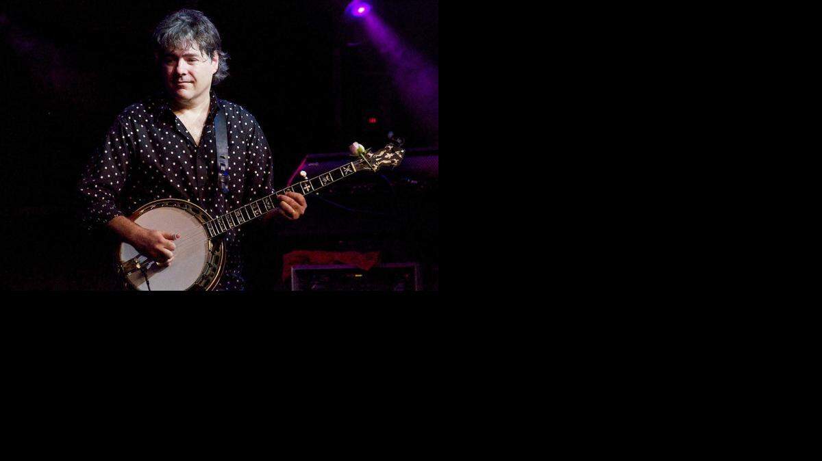 Bela Fleck will perform with Abigail Washburn on Thursday.