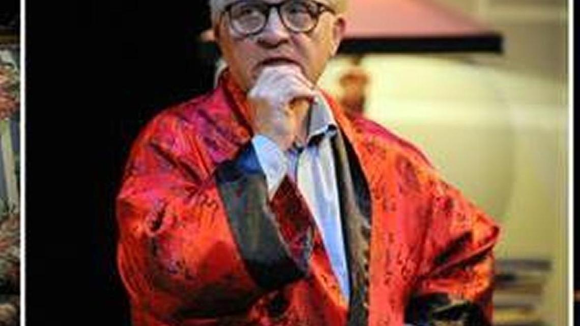 
Tom Frye plays Truman Capote in the one-man show “Tru” at Roxy’s Dowtown.
