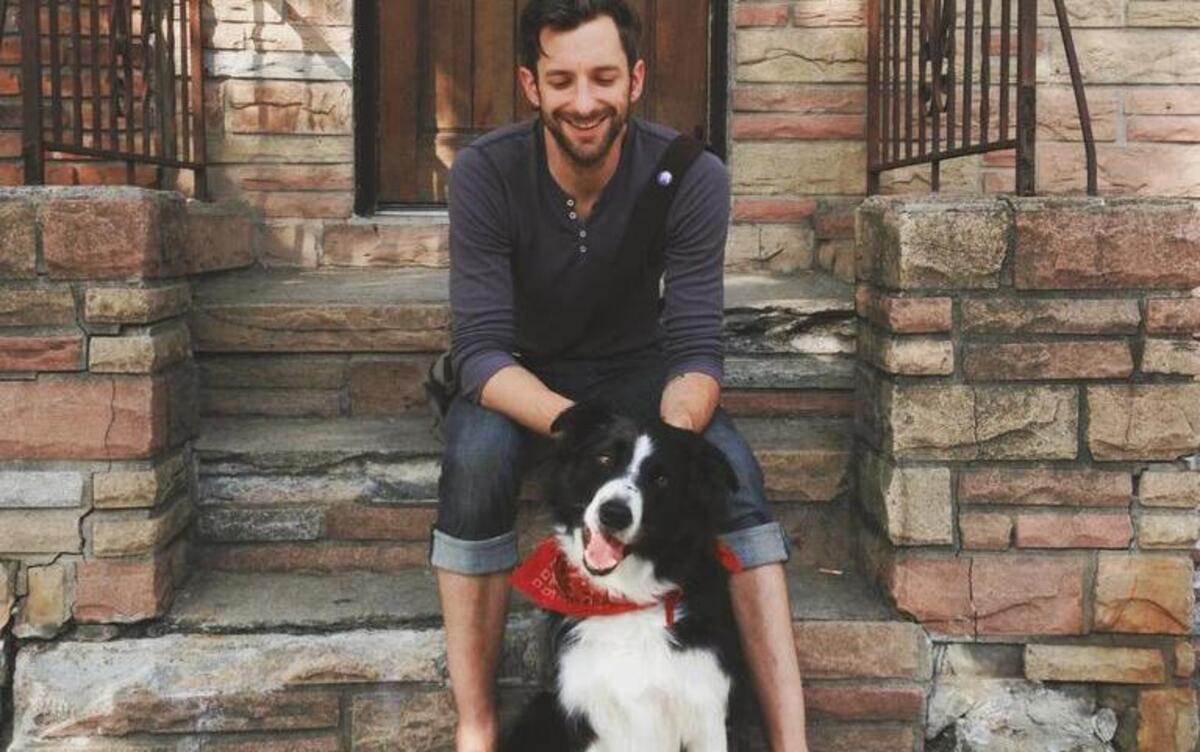 Photographer Andrew Knapp travels the U.S. and Canada with his dog, Momo.