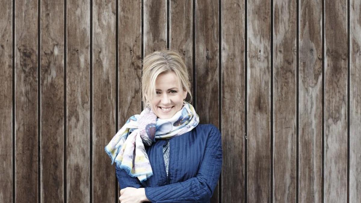 Author Jojo Moyes
