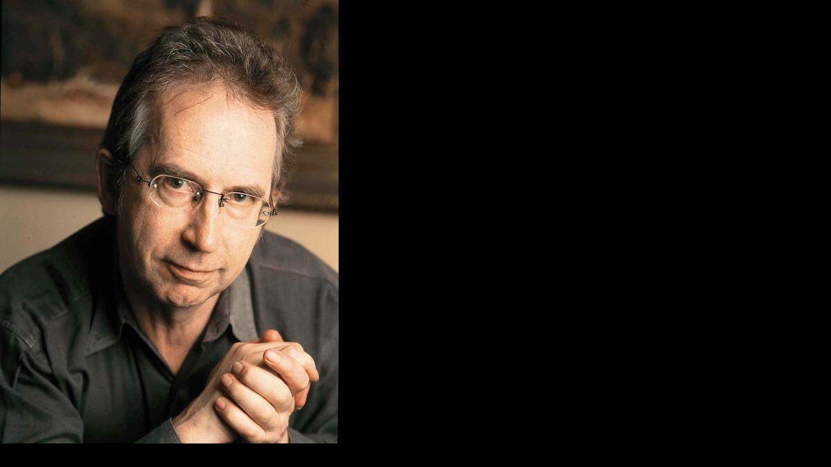 
Peter Carey
