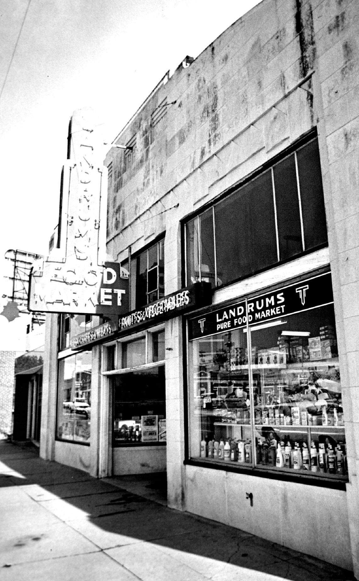 An early tenant of the Margarita’s building at 3109 E. Douglas was Landrum’s Market, which operated there until 1972.
