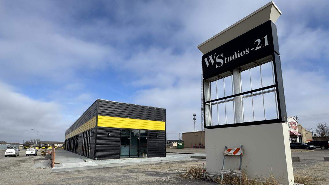 There’s a new plan for this building near 21st and Oliver. Soon, it will be home to a new Indian restaurant and market.