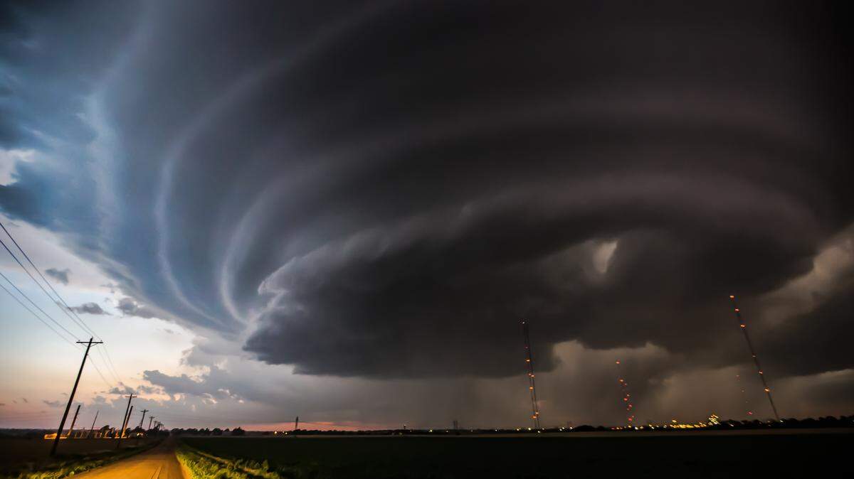 Kansas landscape photos by Wichita Eagle photojournalist will be the subject of a photo show and sale by Wichita Eagle photographer Travis Heying. The show will be from 6 go 9 p.m. on Friday at The Landmark Lounge, 142 N. Emporia.