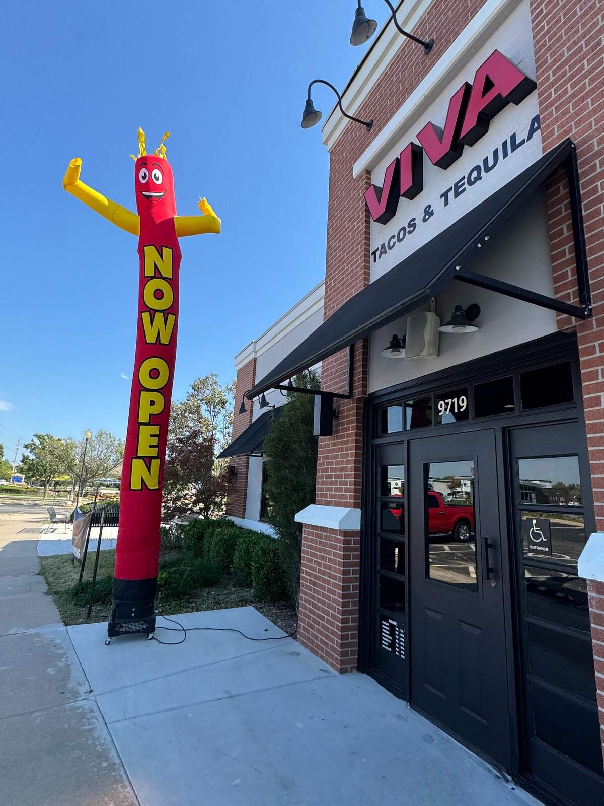 Viva Tacos & Tequila is in a soft-opening phase in the former Jax restaurant space at 21st and Webb in Wichita.