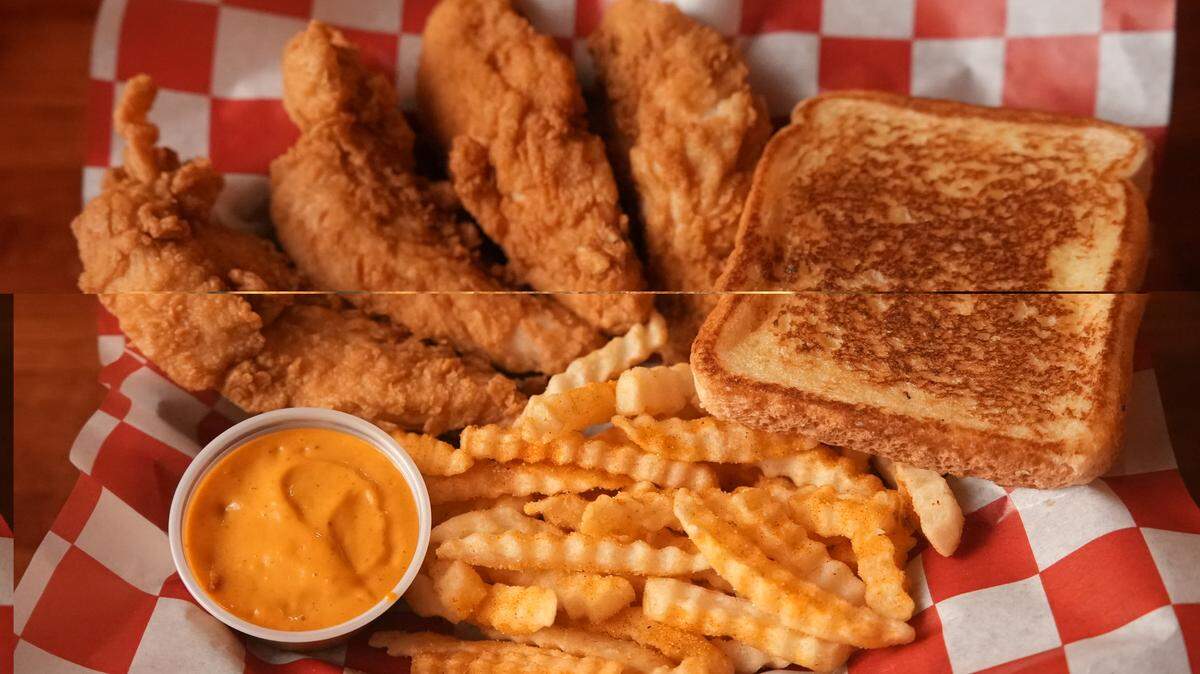 The Coop Chicken Fingers will open in the former Schlotzsky’s building on South Rock Road this summer.