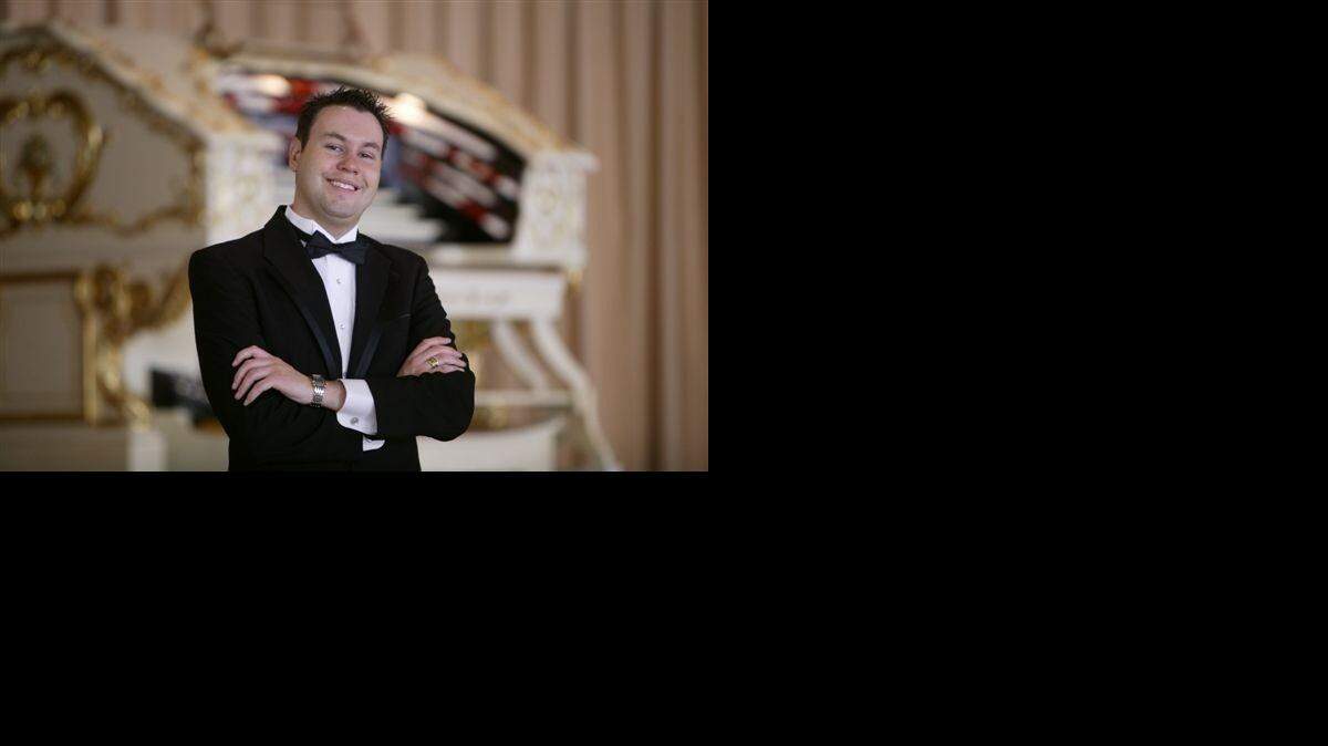 
Brett Valliant’s annual Advent concert is Tuesday at First United Methodist Church.
