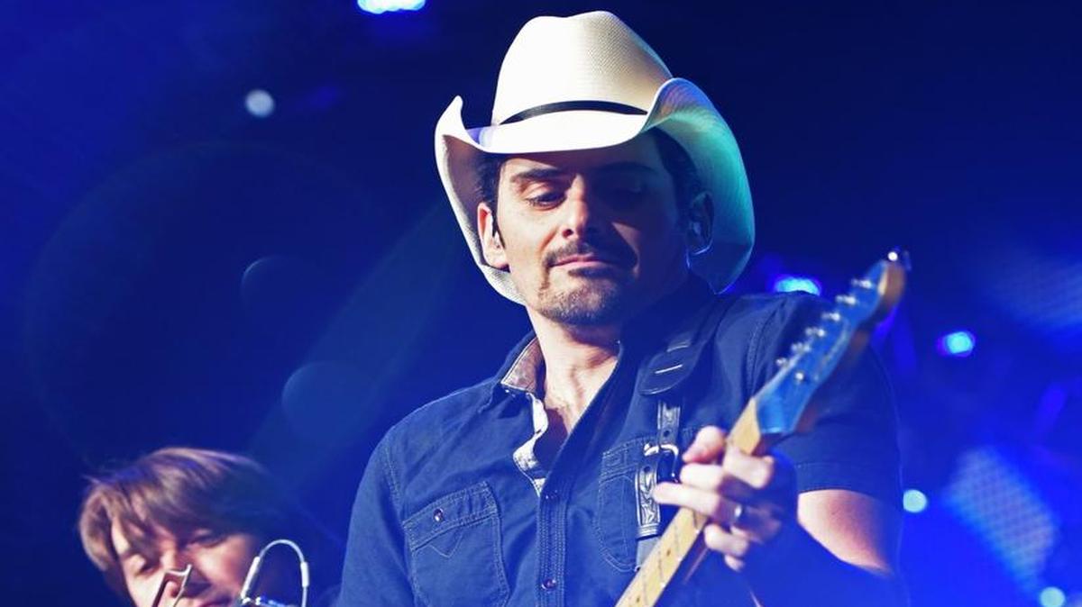 Singer Brad Paisley returned to Intrust Bank Arena to perform for a crowd of 7,000. (Feb. 25, 2016)