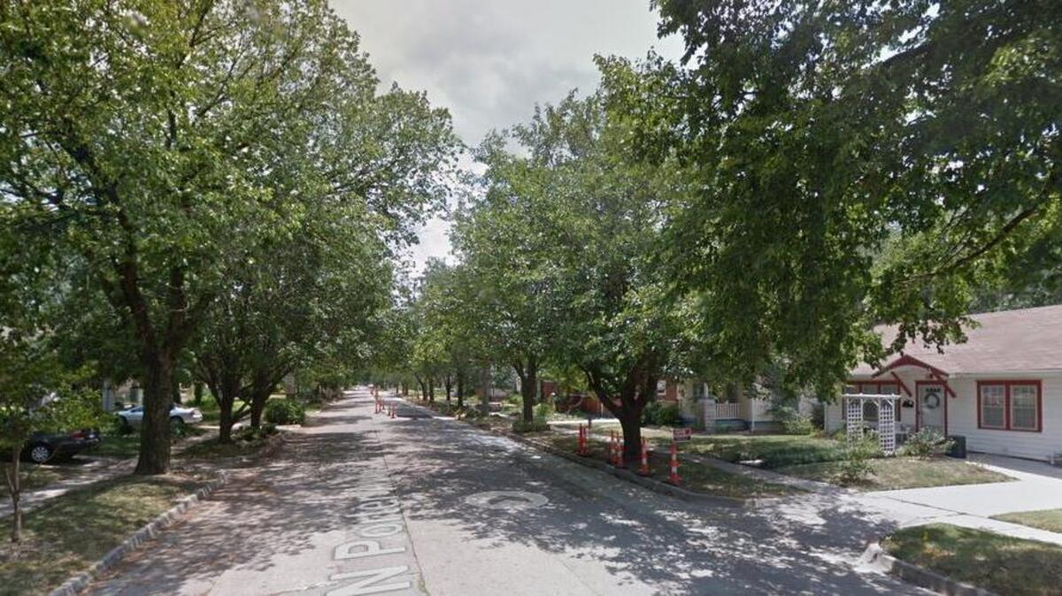 
900 block of Porter (2012)
