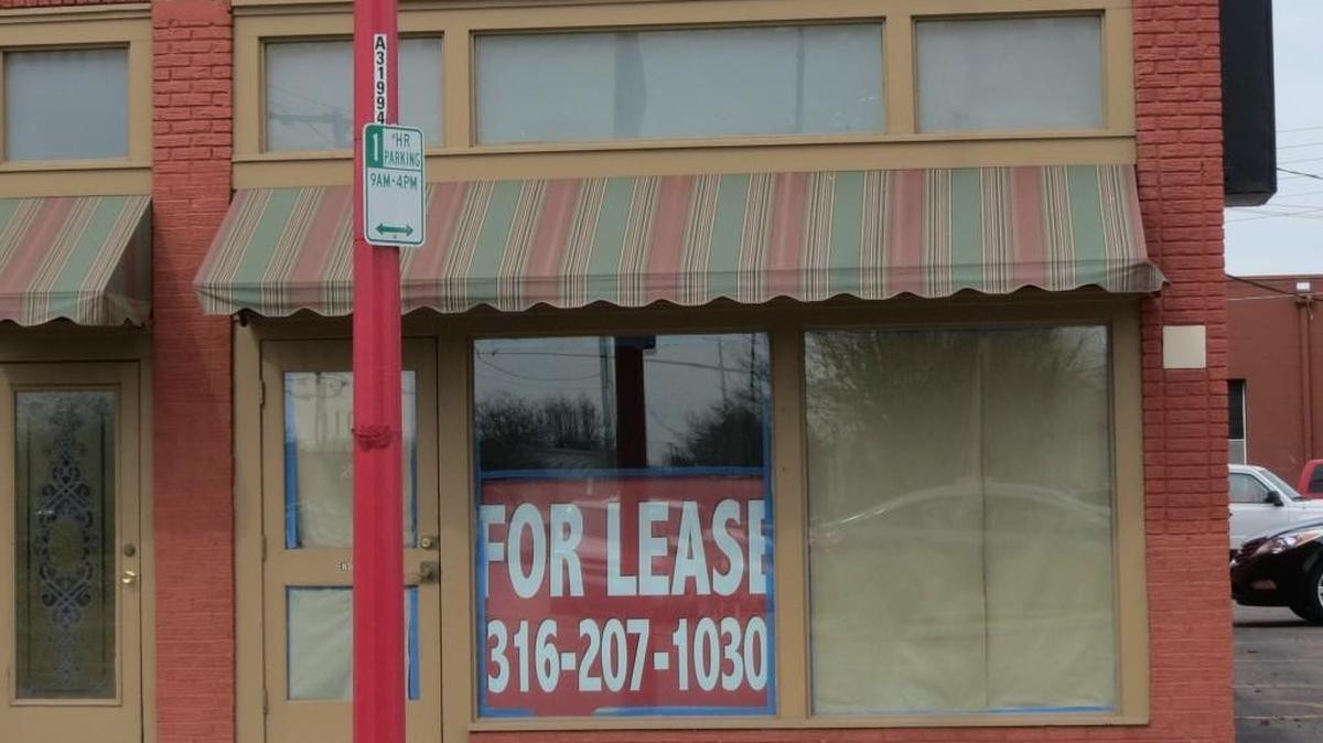 A “for lease” sign recently was posted in the spot at 1108 E. Douglas that Smarts Donut had been leasing. The owners’ lawyer said they have chosen a different location.