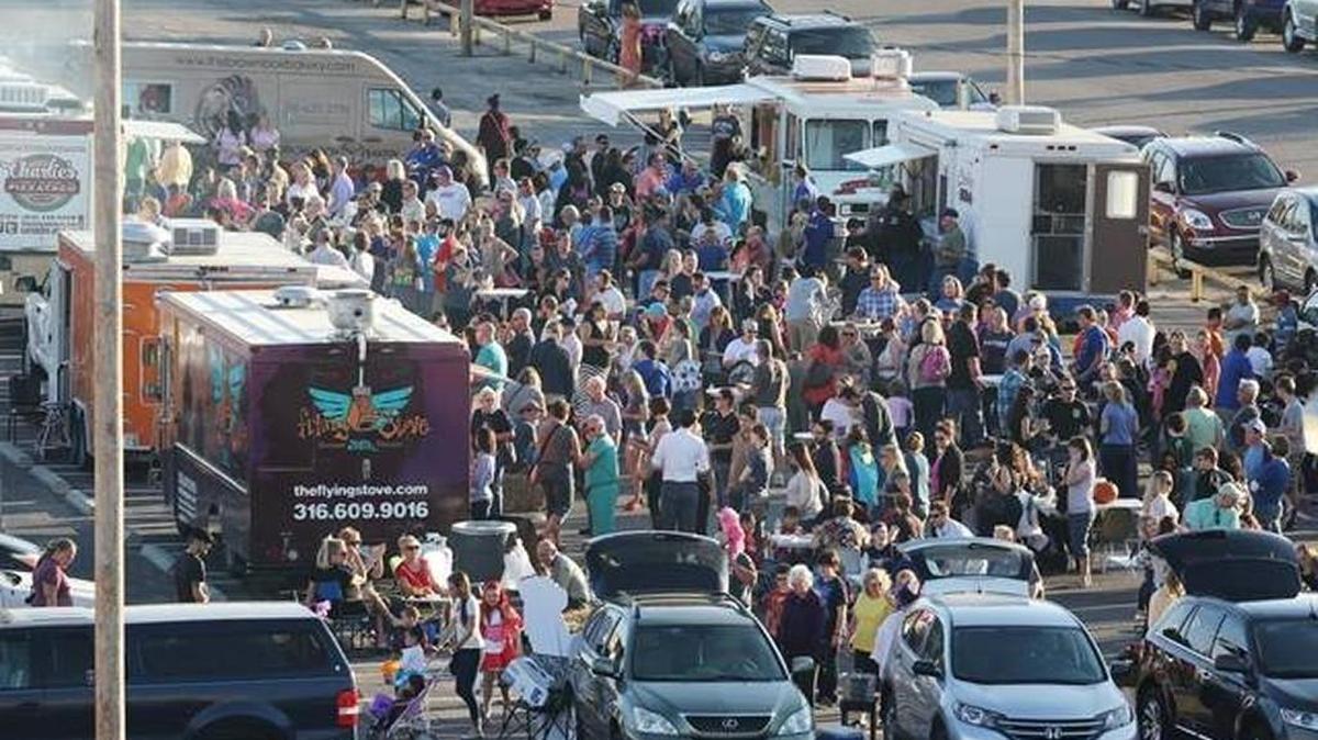Mayberry Middle School will be the site of a big food truck rally on Saturday.
