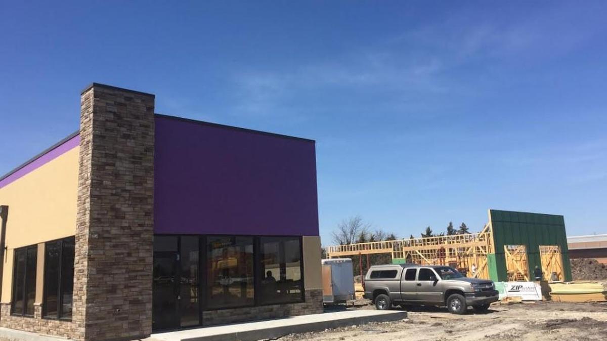 Readers have been asking what restaurant is going into this almost-done space at Harry and Webb.