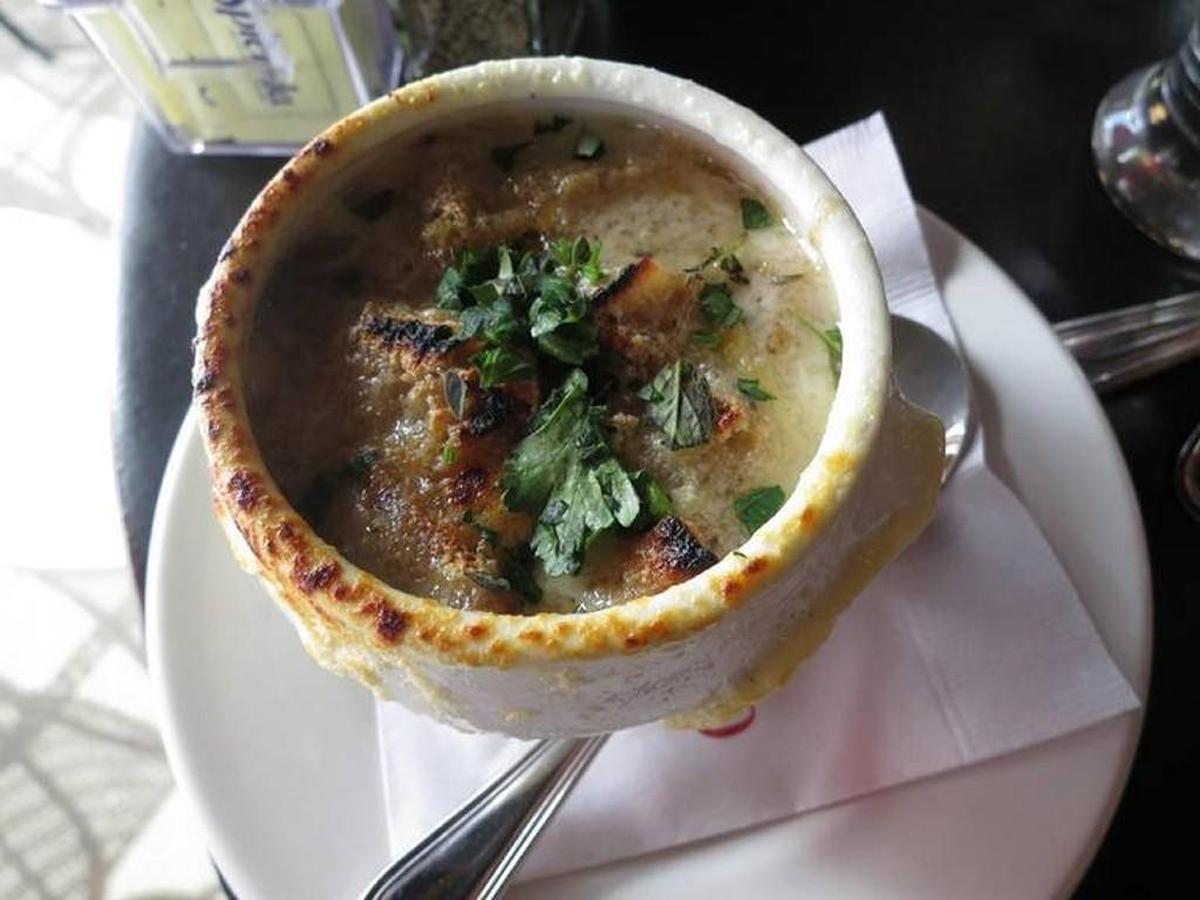 Georges French Bistro is a good place to grab a French meal before “An American In Paris.”