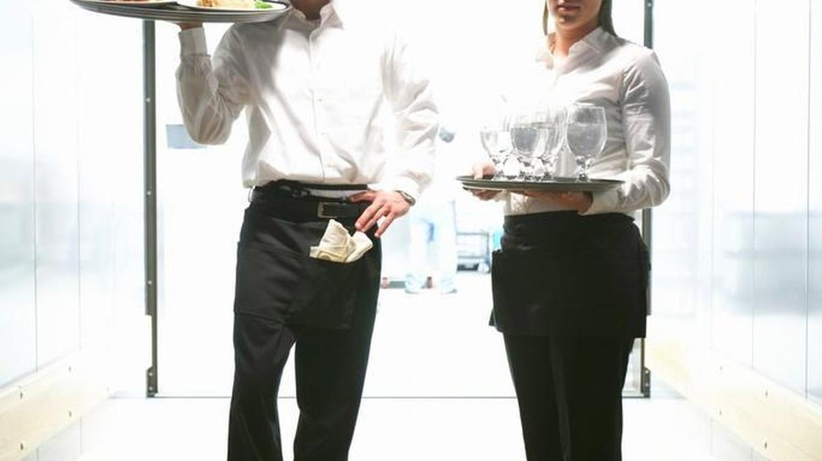 Diners can be annoying, too.