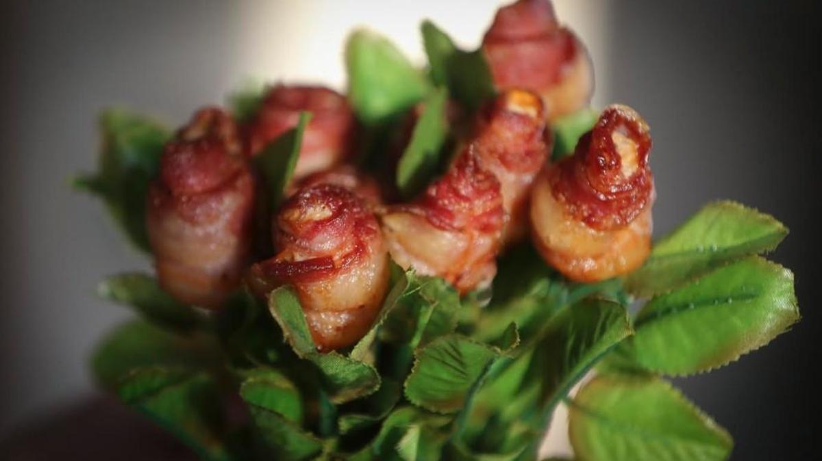 Surprise – and feed – your sweetie with a bouquet of bacon roses on Valentine’s Day.