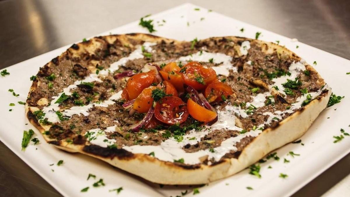 Meddy’s hasn’t put its open-faced kefta pita on the menu – but maybe it should.