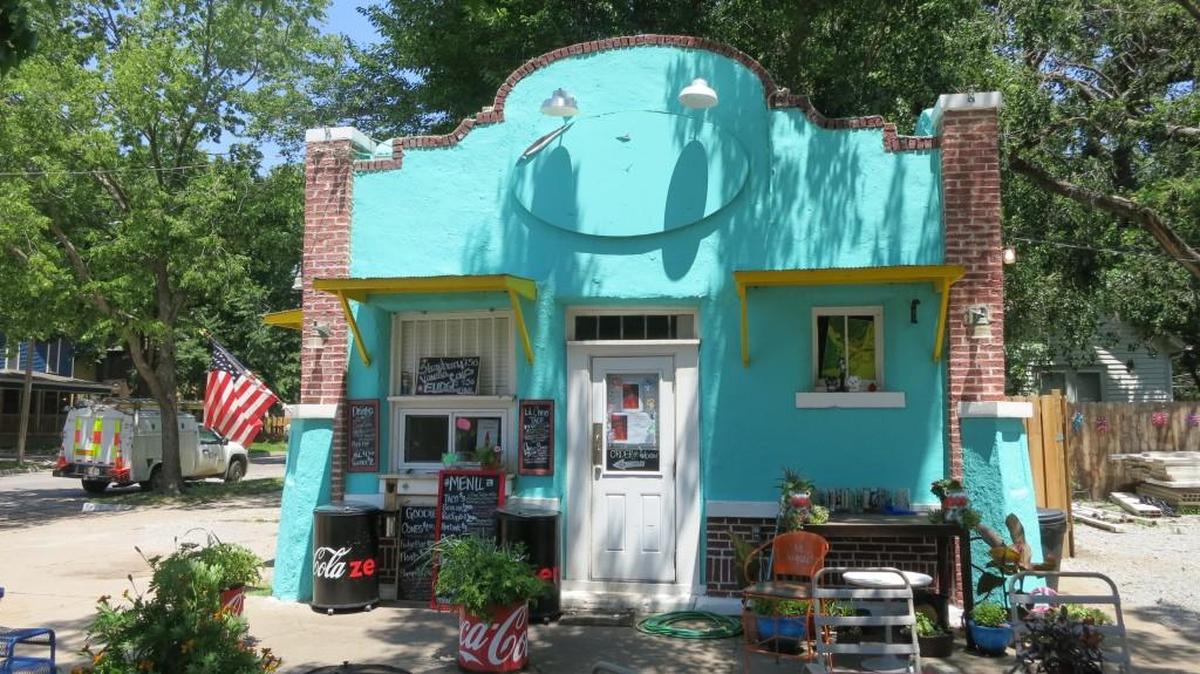 Chiquita’s Corner is an eclectic to-go restaurant at the corner of 11th and Bitting in Riverside.