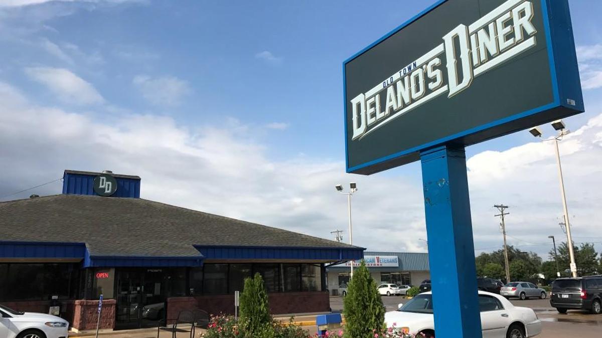 Delano’s Diner has added dinner.
