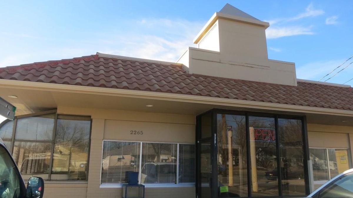 Restaurante Usuluteco has completed its move to its bigger new building.