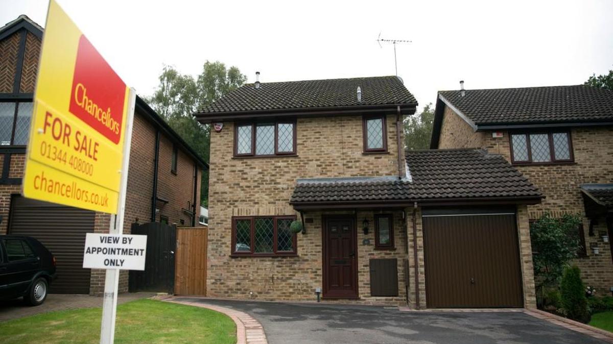 This three-bedroom house, familiar to “Harry Potter” fans as 4 Privet Drive, is up for sale for $616,000. The house is 30 miles west of London. The house was used in the film series as the fictional home of Harry’s dastardly aunt and uncle, the Dursleys.