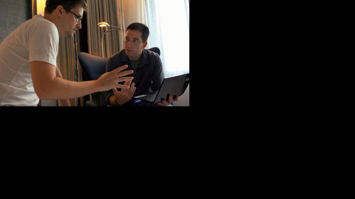 
“Citizenfour” takes a thriller-style approach to detailing how the Edward Snowden controversy unfolded.
