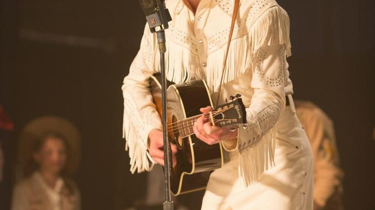 Tom Hiddleston stars as Hank Williams in “I Saw the Light.”