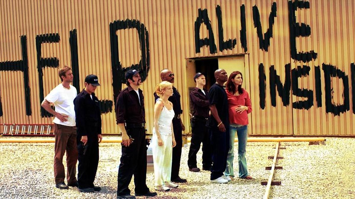 The 2004 re-make of “Dawn of the Dead” also had survivors seeking refuge in a mall.