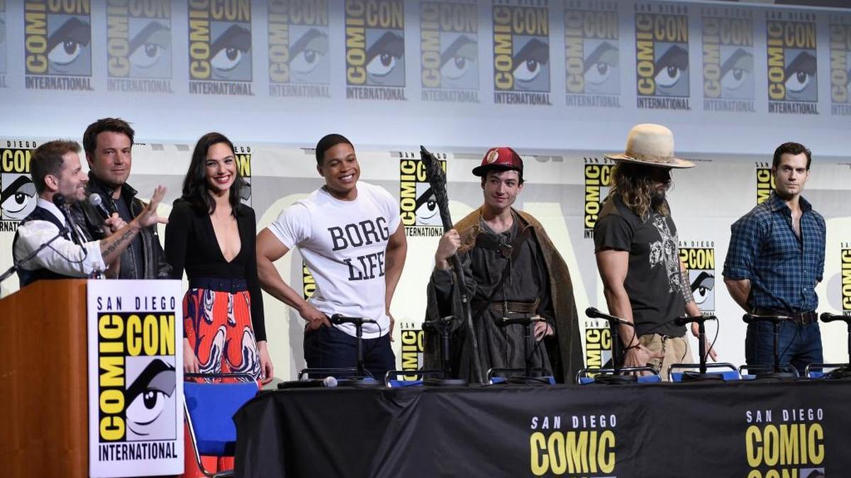 From left, director Zack Snyder and actors Ben Affleck, Gal Gadot, Ray Fisher, Ezra Miller, Jason Momoa and Henry Cavill attend the “Justice League” panel at Comic-Con International in 2016.