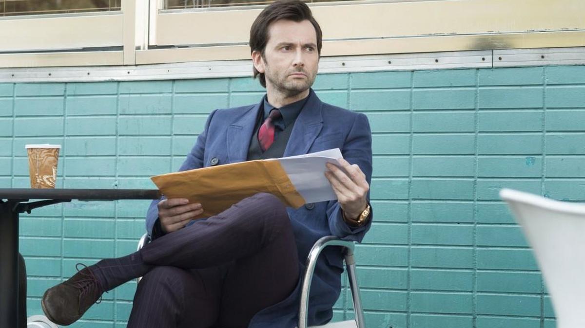 As villainous Kilgrave in “Jessica Jones,” David Tennant plagues the show’s title character, a lapsed superhero played by Krysten Ritter, with superhuman persuasion.