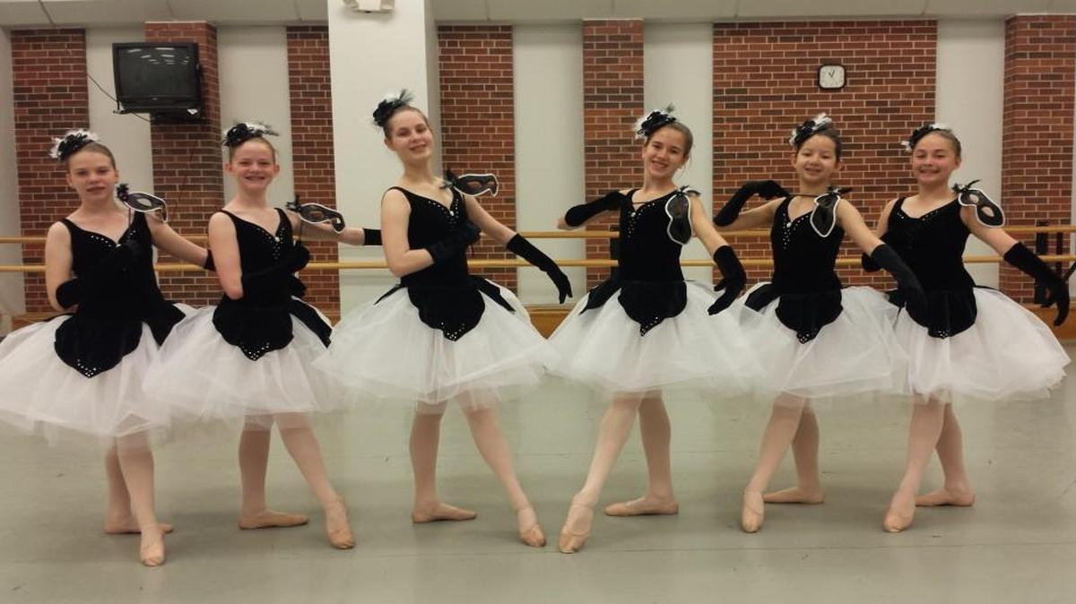 Rogers Ballet students