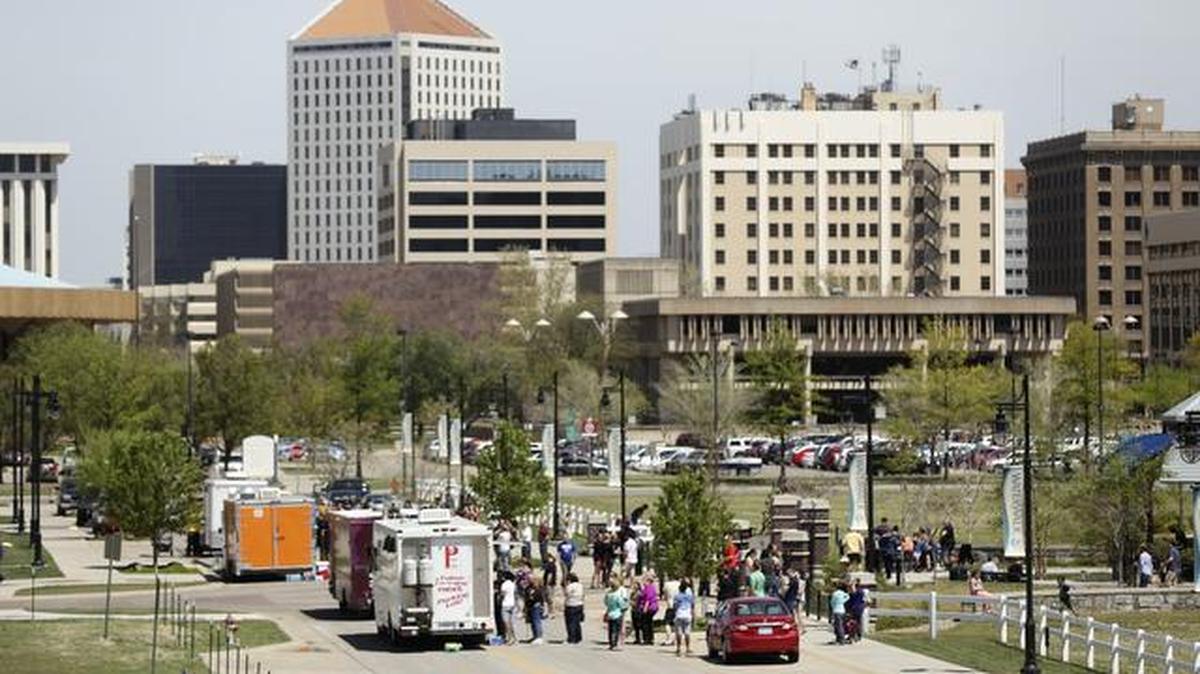 
Several Wichita food trucks will gather on Sunday afternoon for Food Trucks at the Fountain. 
