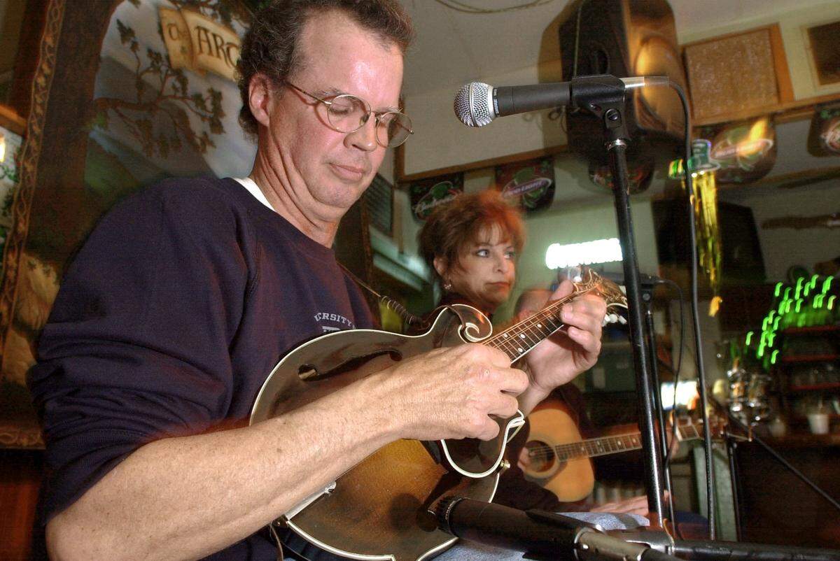The Artichoke is known for staging live, acoustic music.