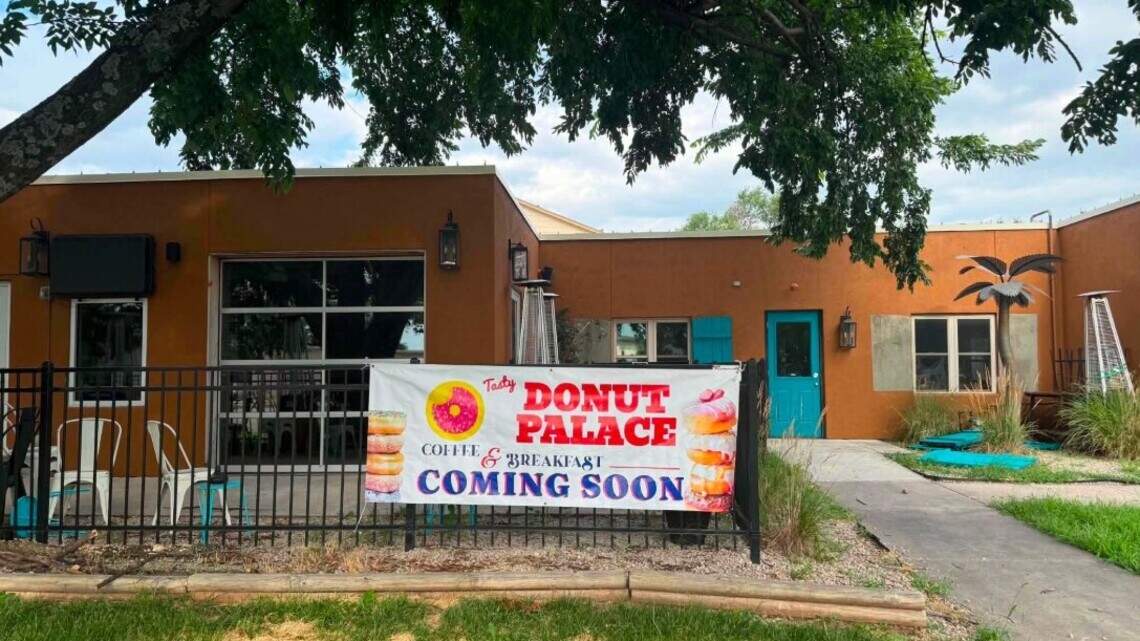 Donut Palace sets its sights on Andover, expected to open new shop in September