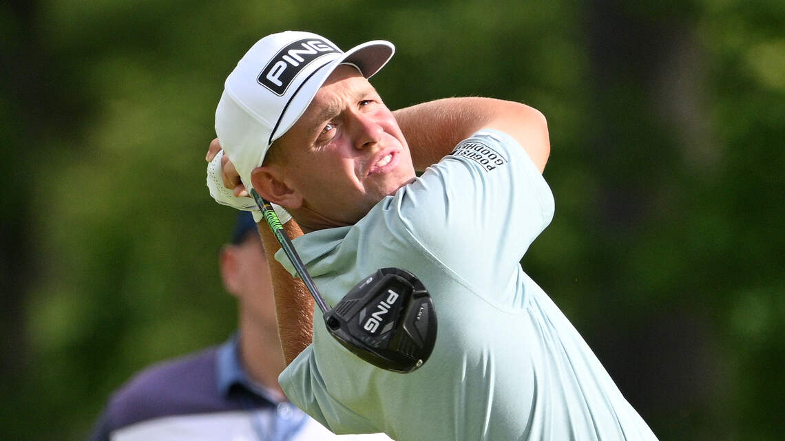 Wichita’s own Sam Stevens charges up leaderboard in second round of Wichita Open