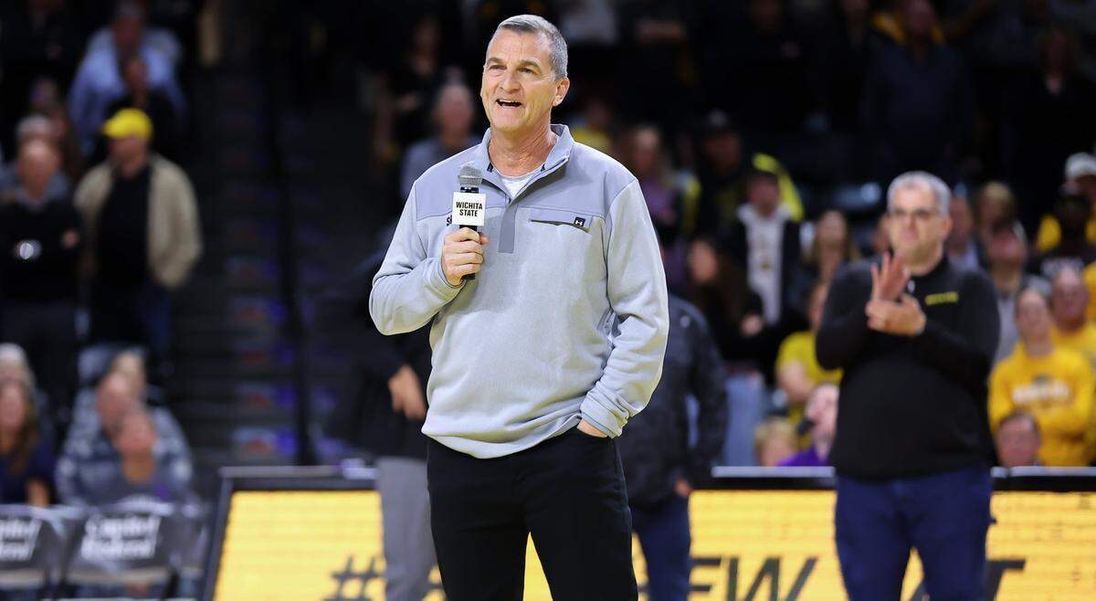 Former Wichita State men’s basketball coach Mark Turgeon returned to Koch Arena for the first time in 17 years on Thursday to be honored for his recent induction into the Kansas Sports Hall of Fame. He was hired by Kansas City on Sunday.