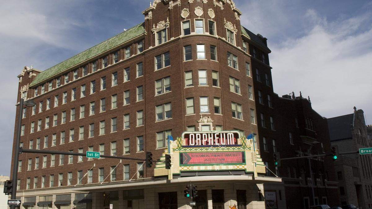 Midwest Trucking Logistics has purchased the sixth floor of the Orpheum building.