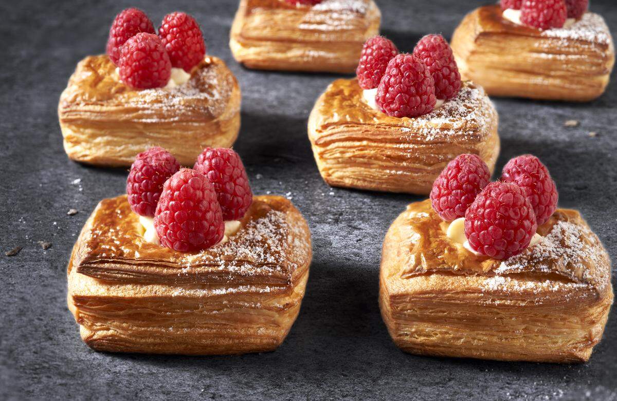 Paris Baguette serves French baked goods as well as sandwiches and salads.