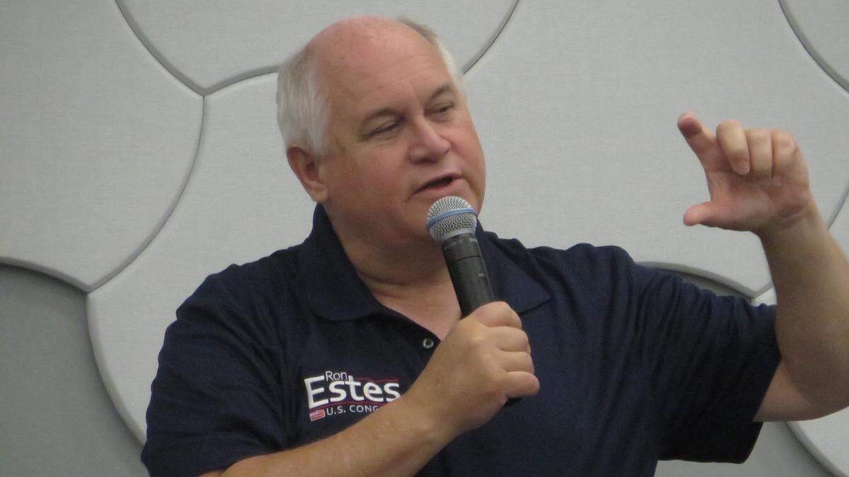 Rep. Ron Estes emphasizes a point during his Town Hall.