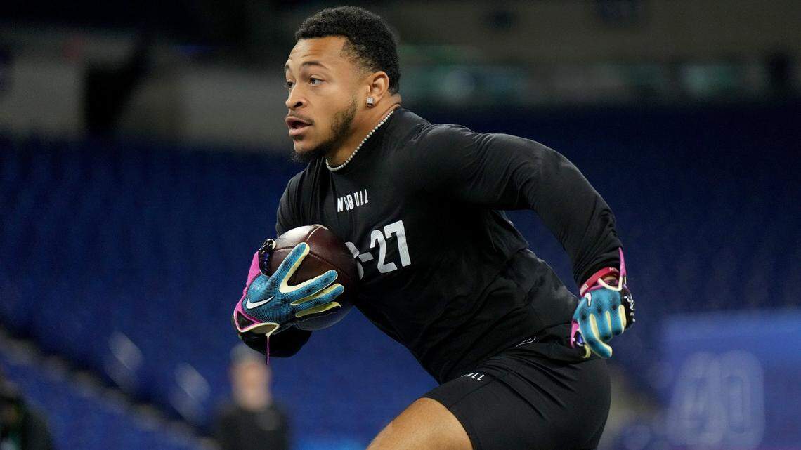 Kansas State running back Deuce Vaughn (RB27) during the NFL Scouting Combine at Lucas Oil Stadium in Indianapolis on March 5, 2023.