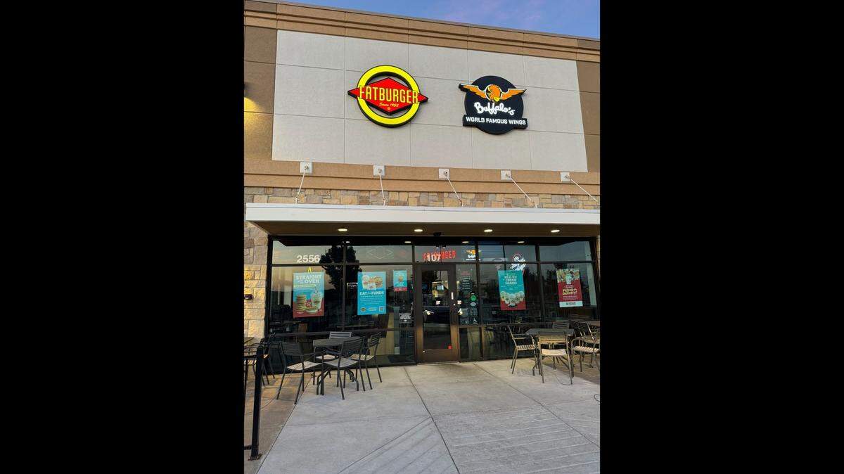 Many signs point to Wichita’s Fatburger/Buffalo’s Express having closed, but no one is responding to messages.