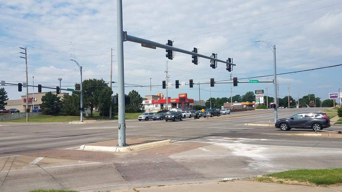 A crash that authorities say was caused by a crime suspect fleeing police killed a 22-year-old Wichita woman at the intersection of Central and Ridge on Tuesday. (July 7, 2021)