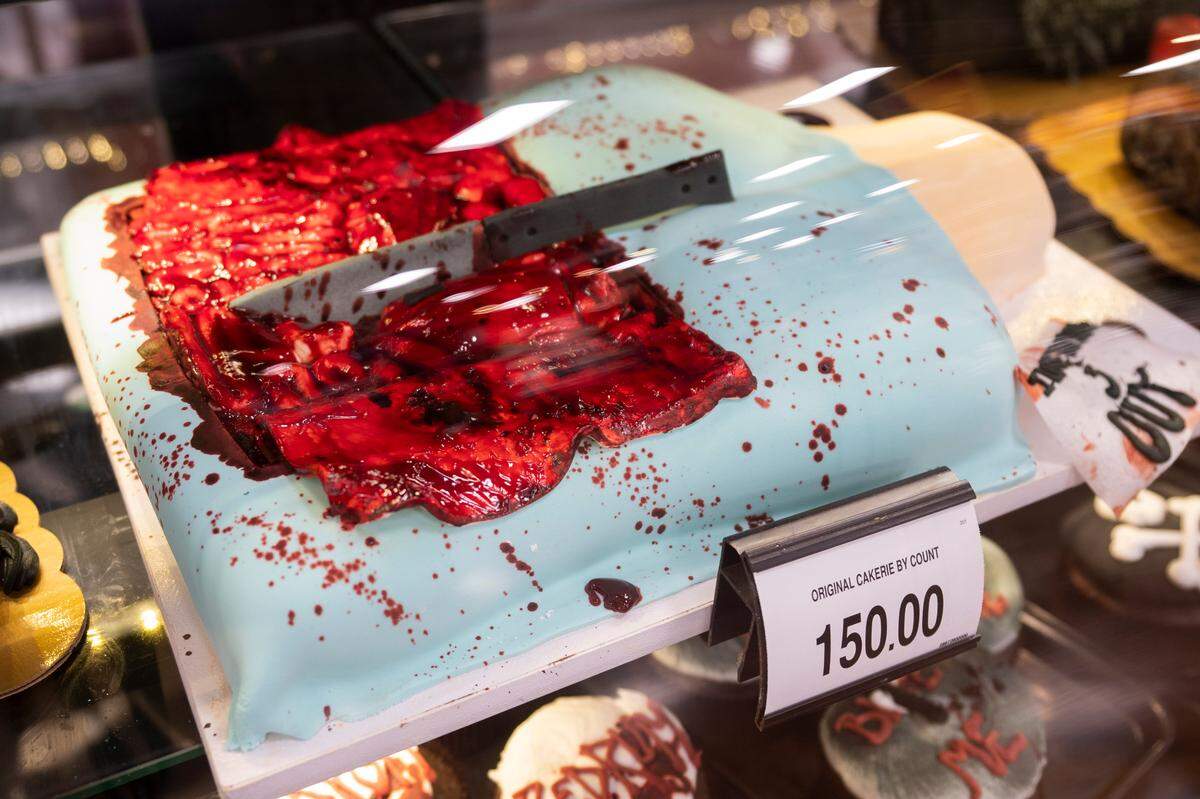 Randy Stratton’s creative Halloween inspired cakes are on display at Dillon’s at Central and Rock. (October 27, 2021)