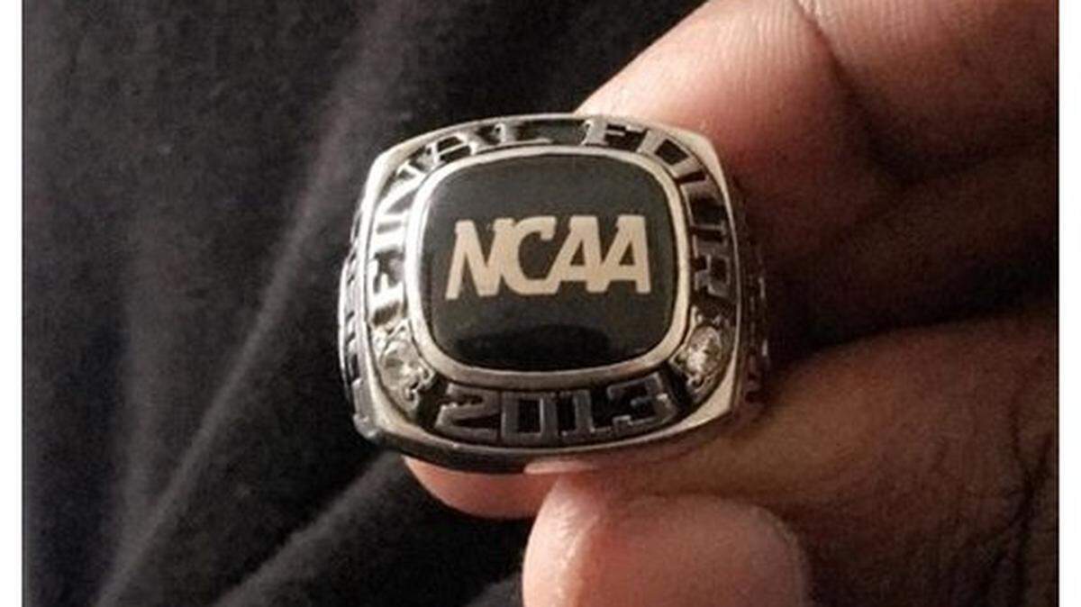 Former Wichita State player Chadrack Lufile attempted to sell his Final Four ring on his Facebook page to help make payments on his mother's cancer treatments. Instead, WSU fans have banded together to help raise donations for his family.