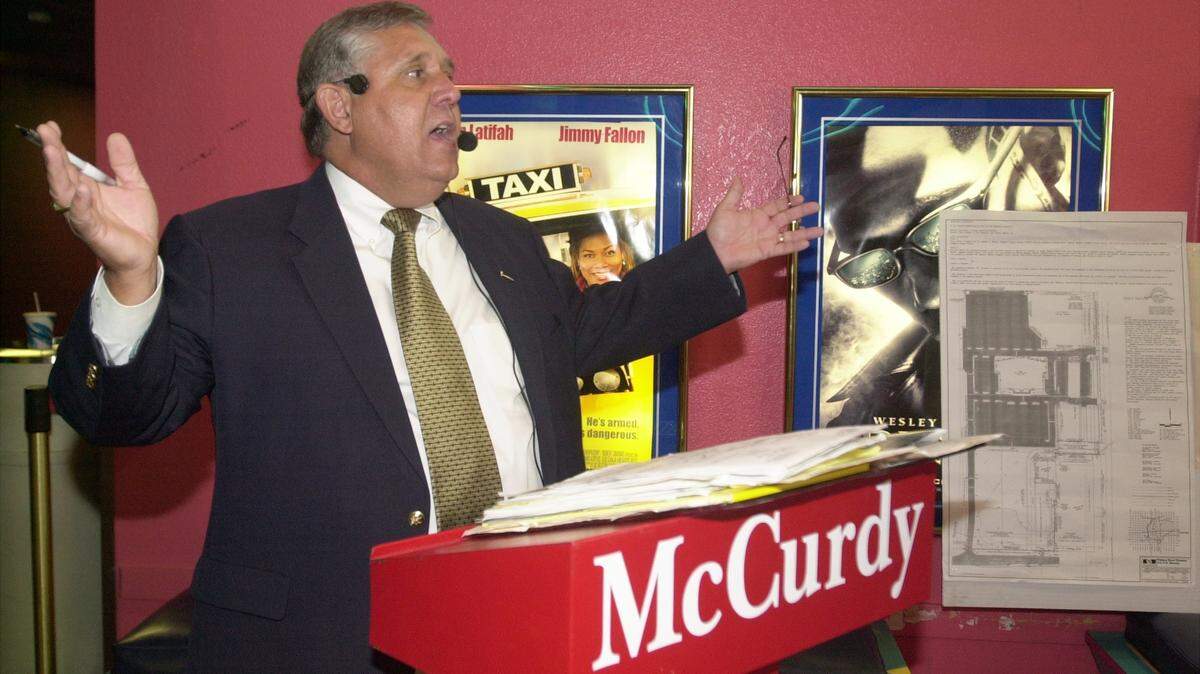 McCurdy Auction founder Lonny McCurdy has been inducted into the National Auctioneers Association Hall of Fame.