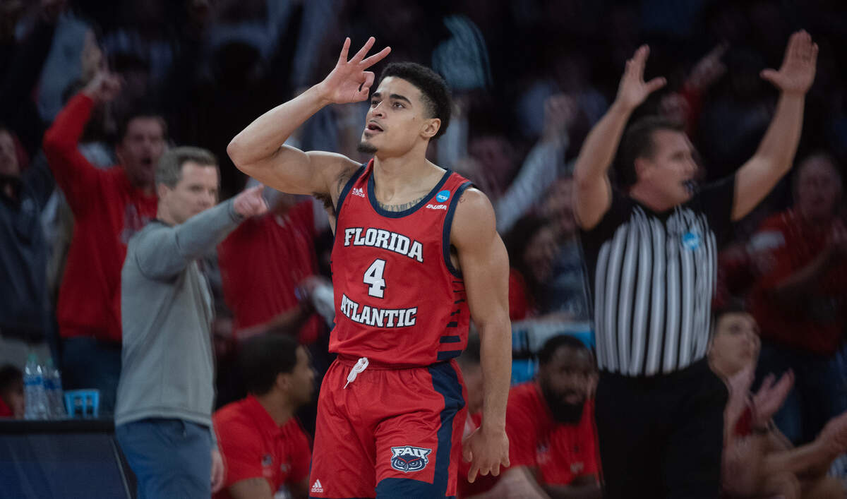 Florida Atlantic’s Bryan Greenlee celebrates a three-pointer against Kansas State’s during the second half of their east region final game at Madison Square Garden on Saturday night.