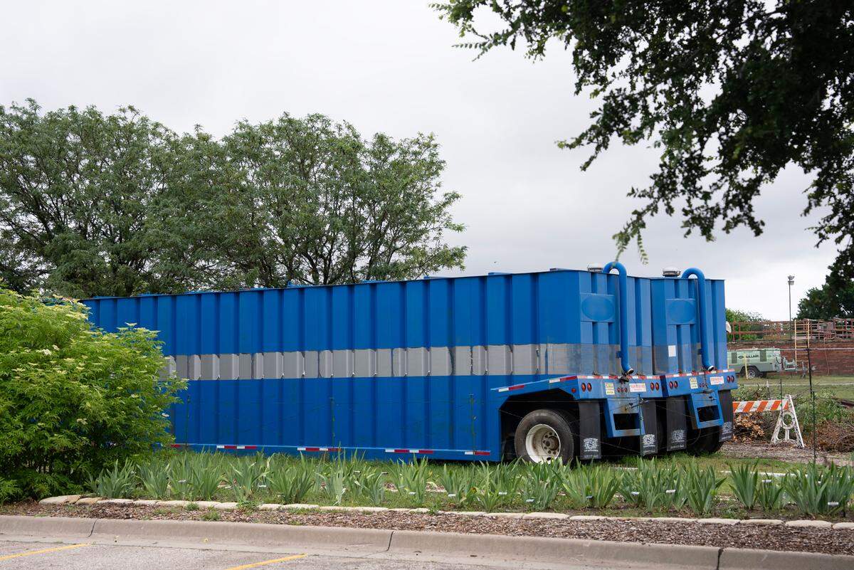 Botanica has designed a temporary water storage and irrigation system that will use over 3 million gallons of non-potable water from the new Wichita Water Treatment Plant’s testing process.